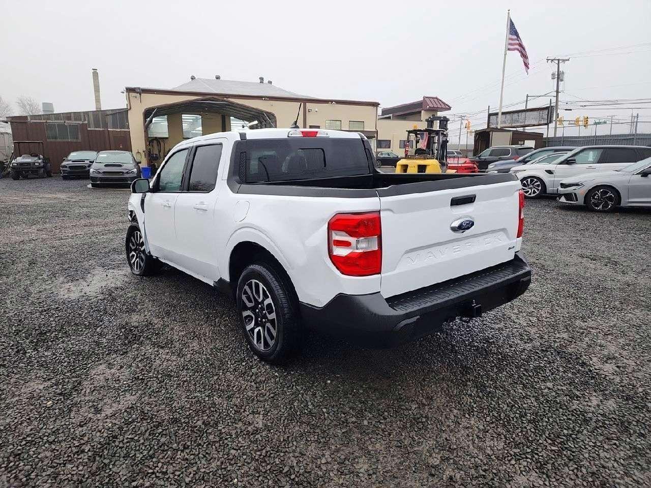 2023 Ford Maverick Xl - Image 2