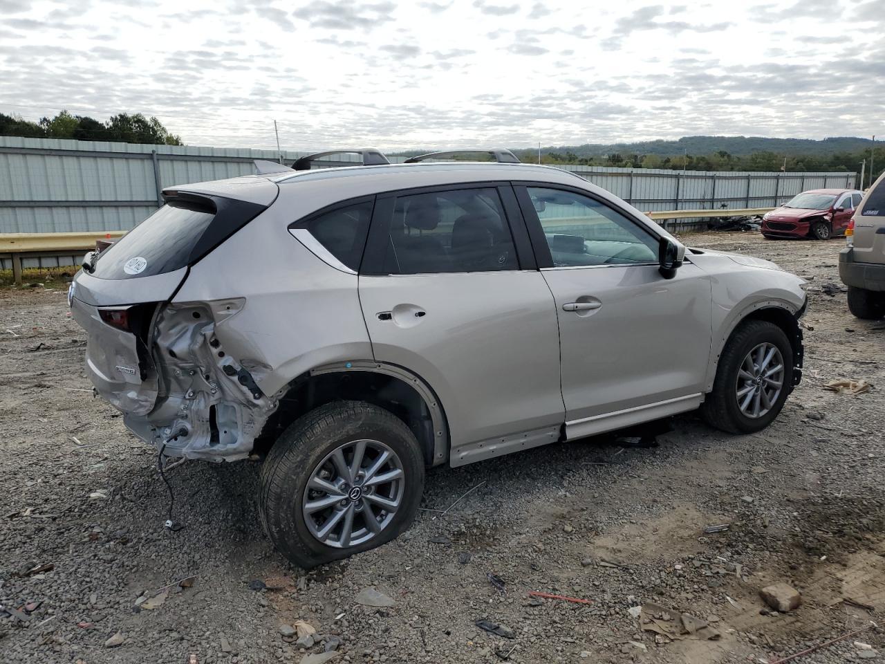 2024 Mazda Cx-5 Preferred - Image 3