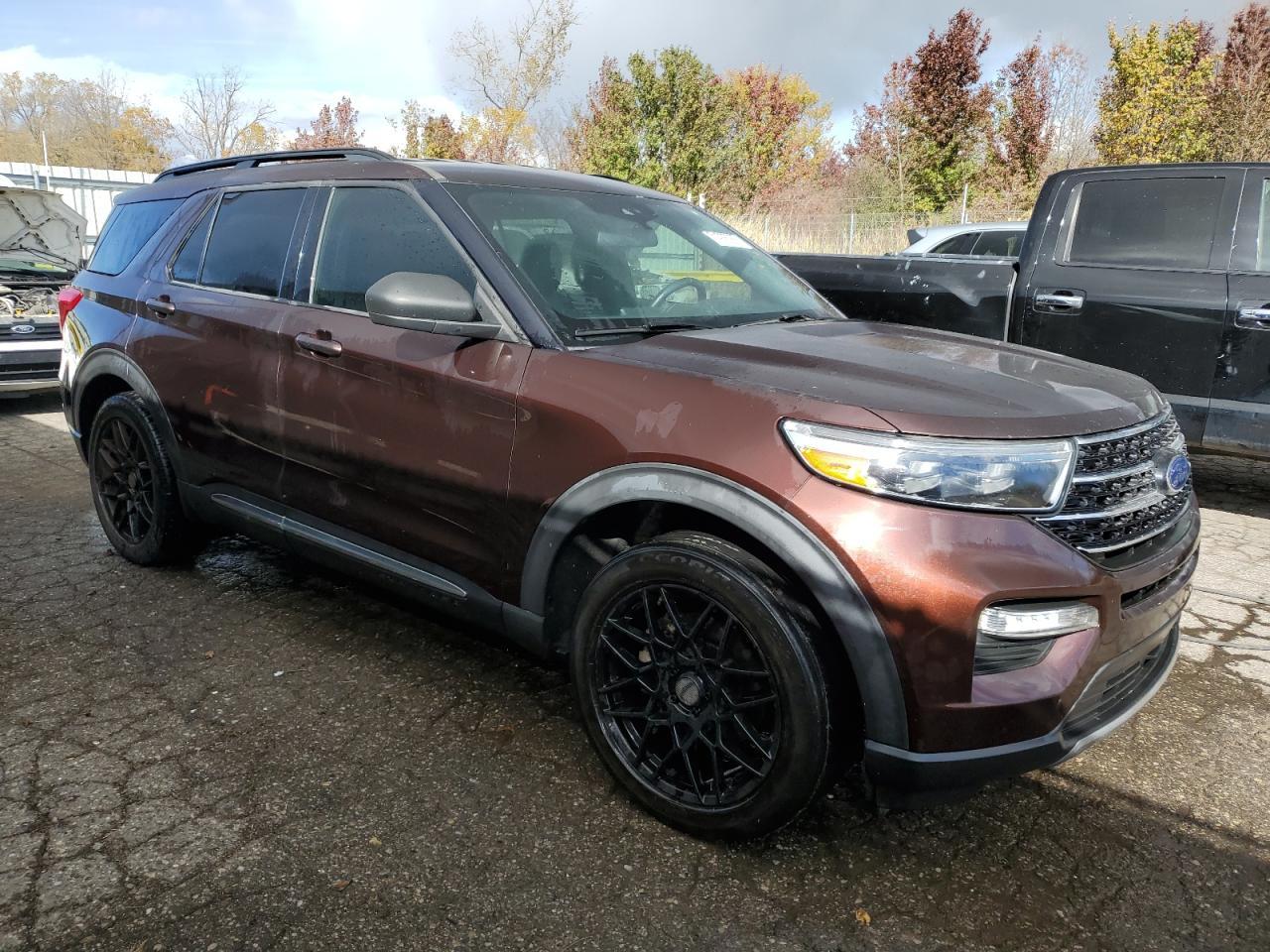 2020 Ford Explorer Xlt - Image 4