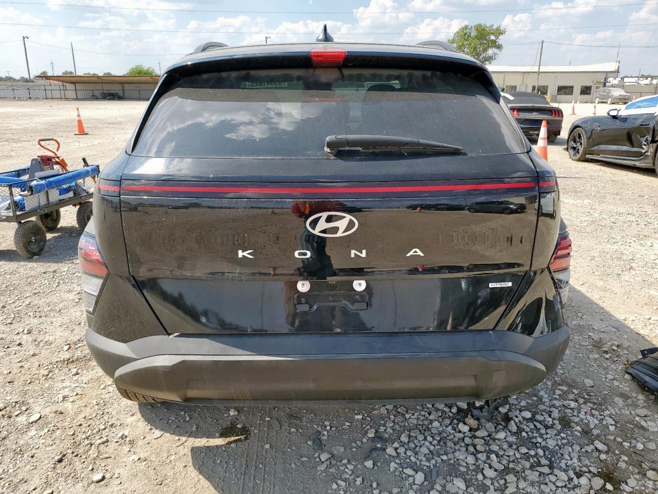 2024 Hyundai Kona Sel - Фото 6