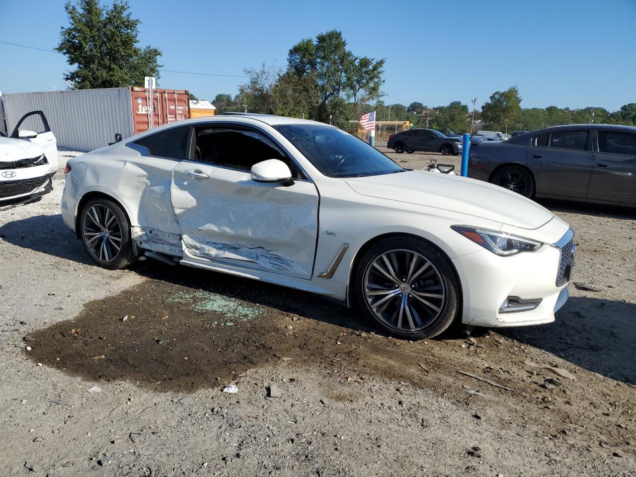 2018 Infiniti Q60 Luxe 300 - Фото 4