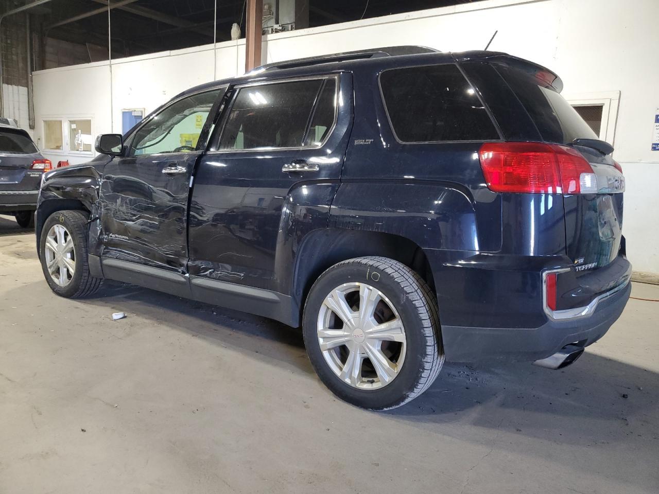 2017 GMC Terrain Slt - Image 2