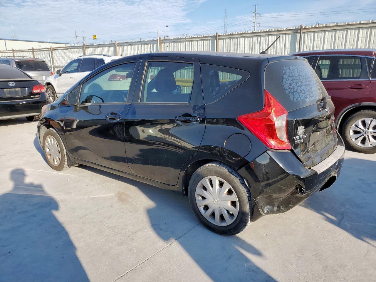 2014 Nissan Versa Note S - Фото 2