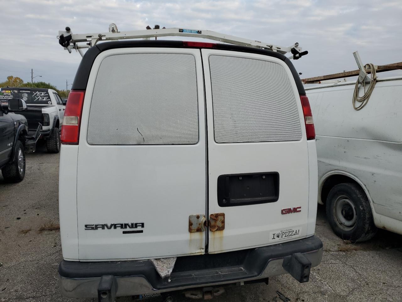 2016 GMC Savana G2500 - Фото 6