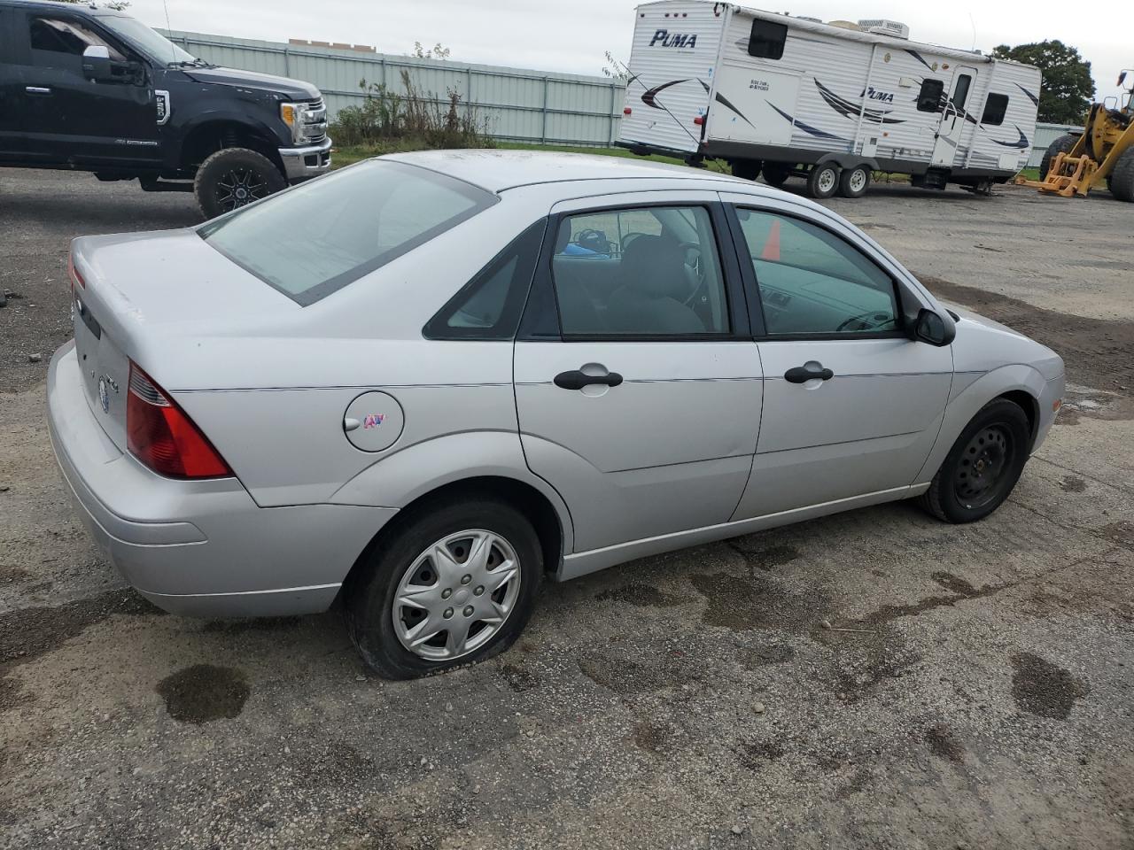 2005 Ford Focus Zx4 - Фото 3