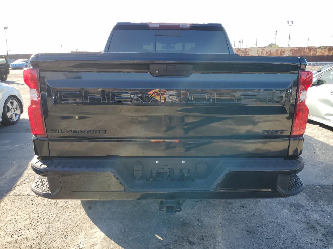 2021 Chevrolet Silverado C1500 Rst - Image 6