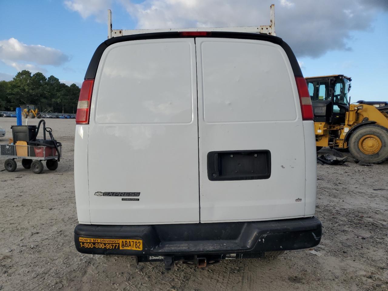 2015 Chevrolet Express G2500 - Фото 6