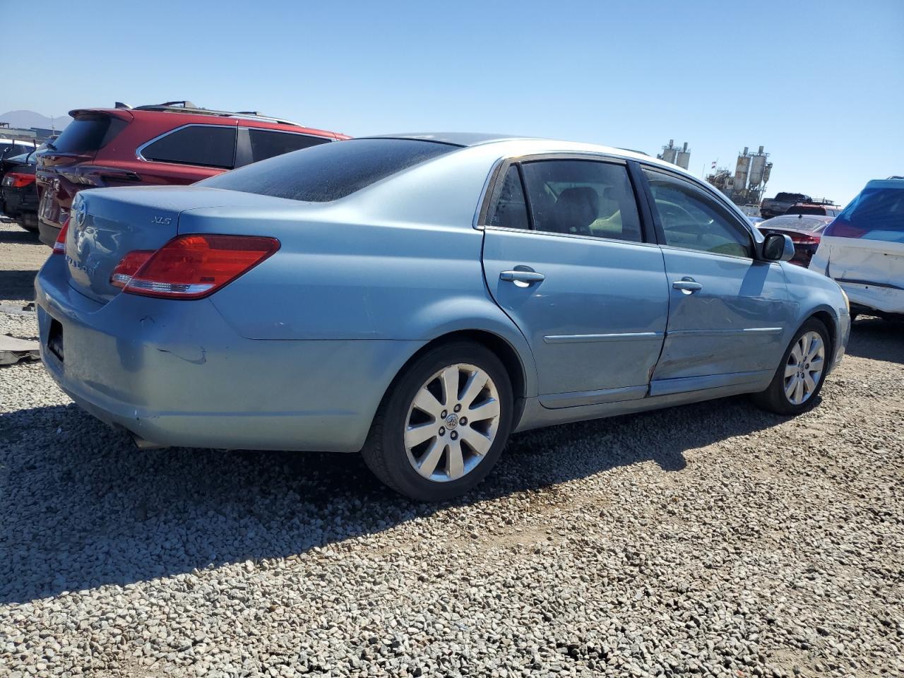 2006 Toyota Avalon Xl - Image 3