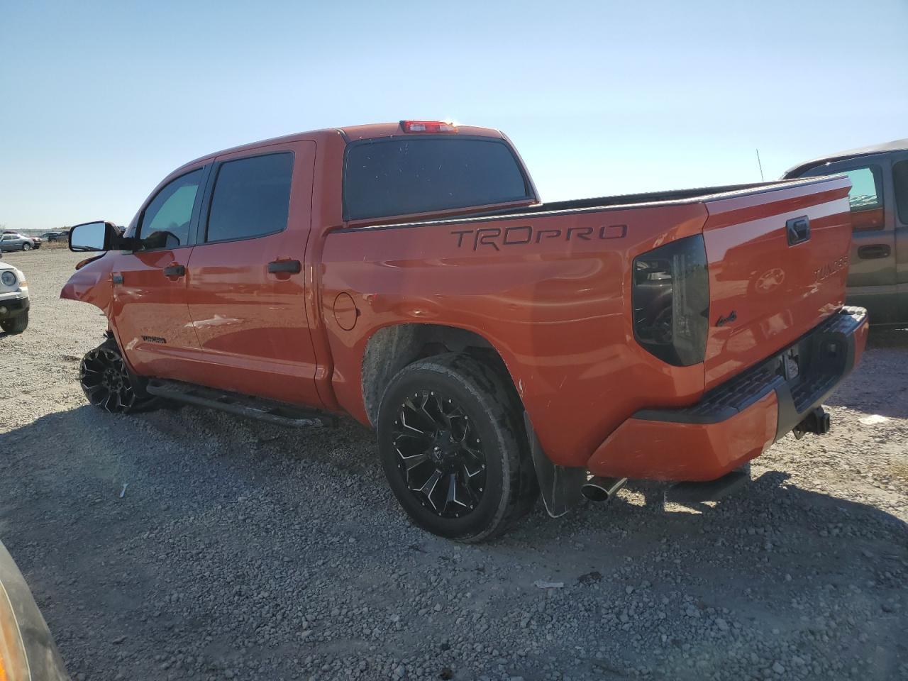 2015 Toyota Tundra Crewmax Sr5 - Фото 2