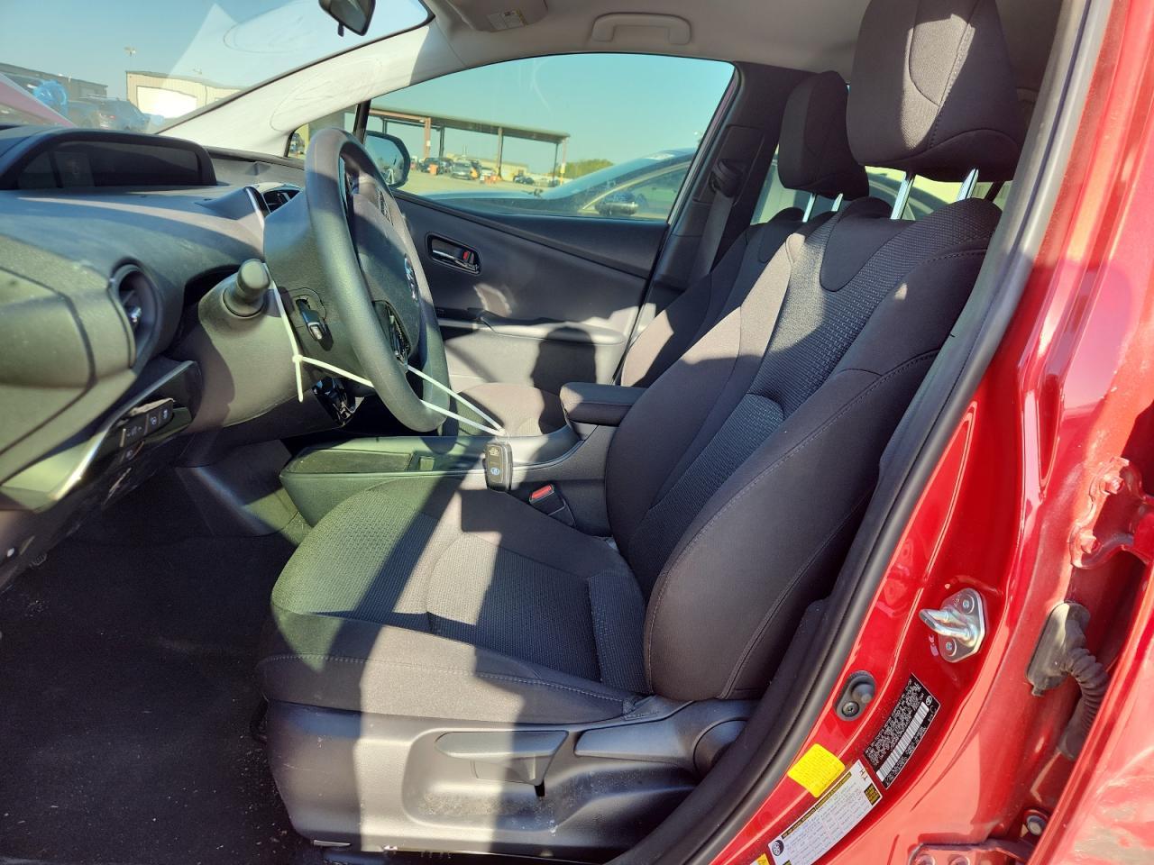 2022 Toyota Prius Night Shade - Фото 7