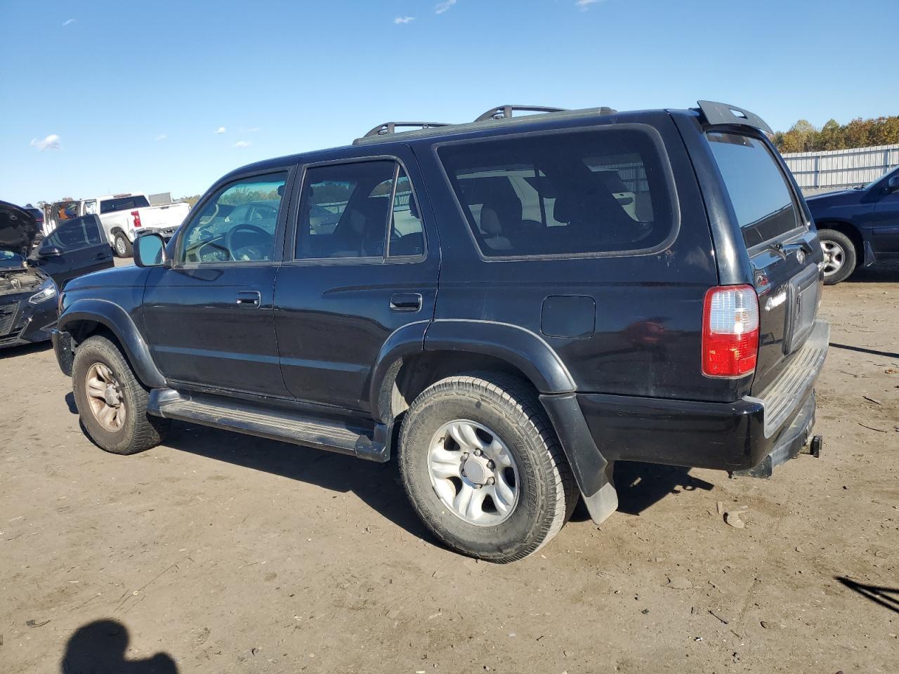 2001 Toyota 4Runner Sr5 - Image 2