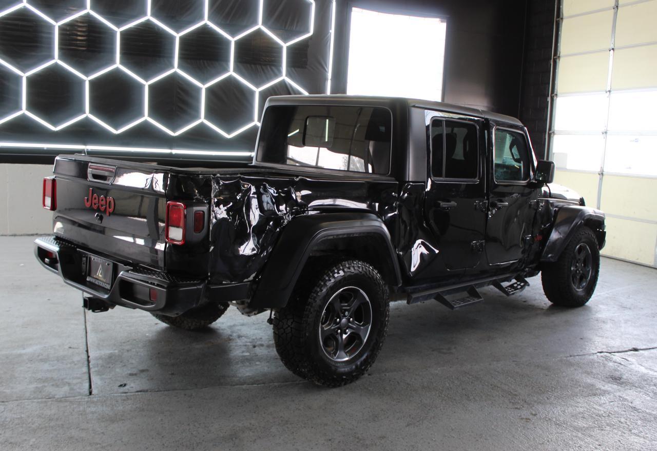 2020 Jeep Gladiator Sport - Image 3