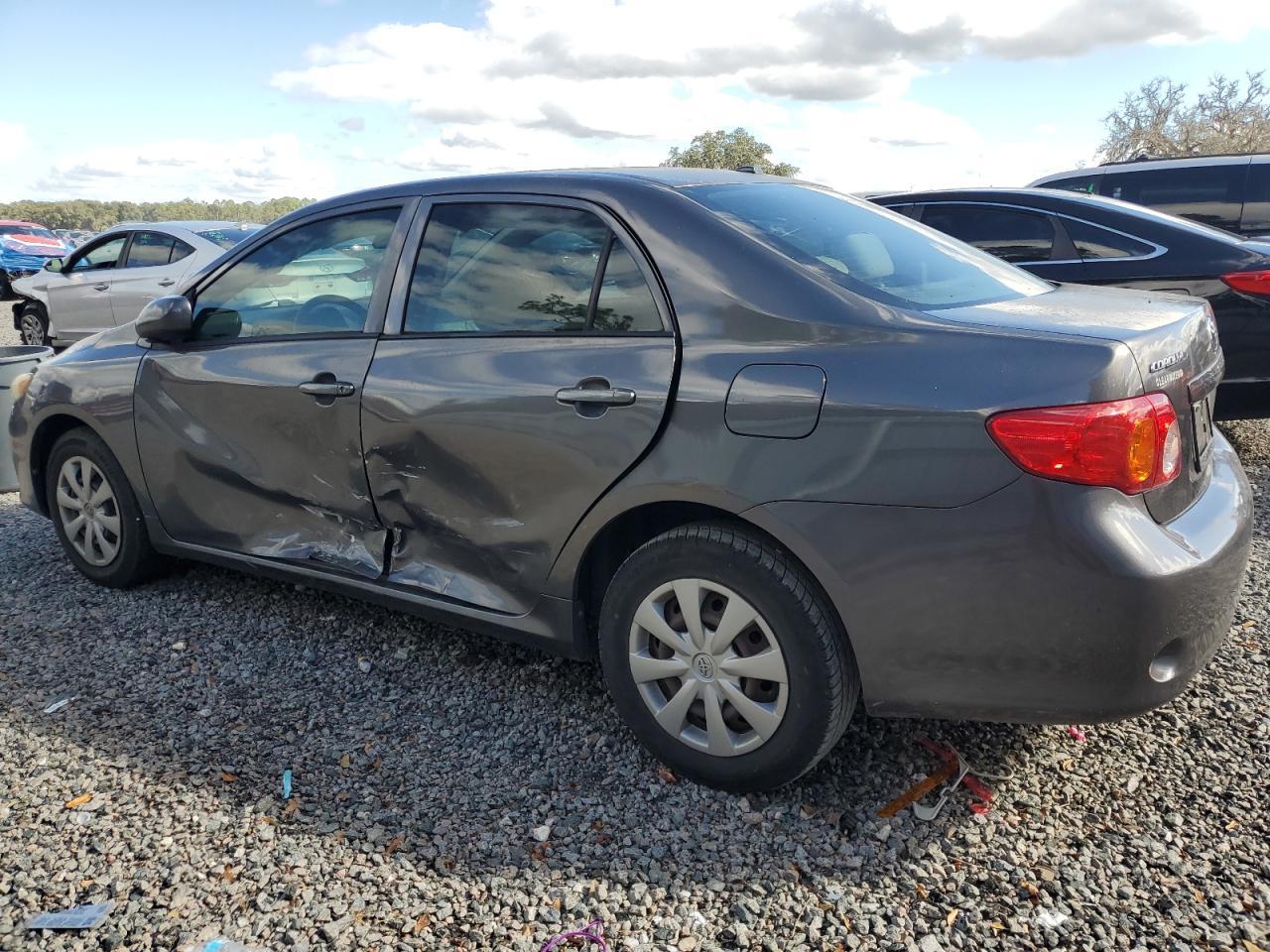 2009 Toyota Corolla Base - Фото 2