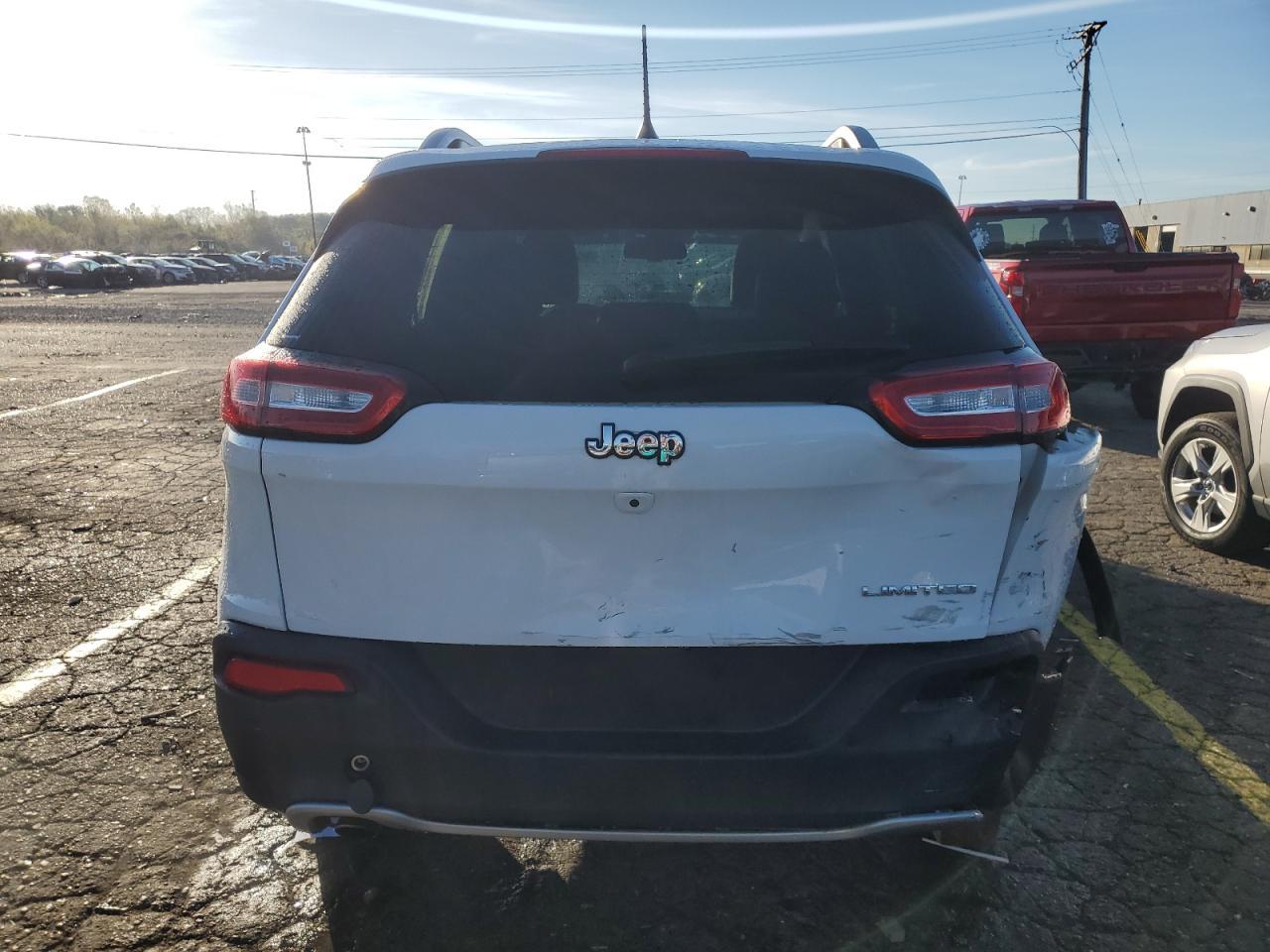 2018 Jeep Cherokee Limited - Image 6