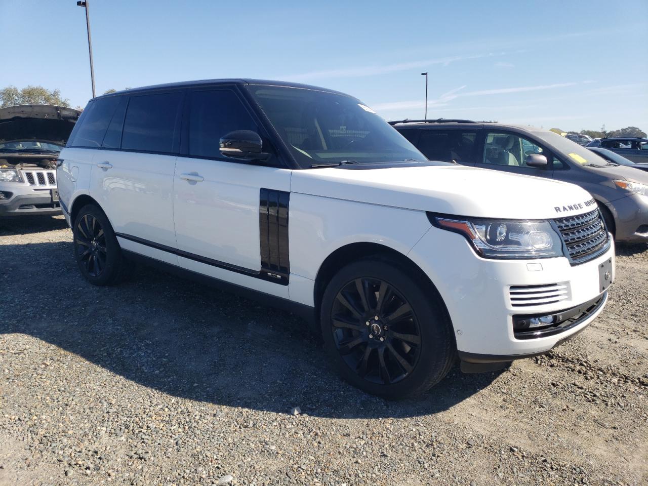 2015 Land Rover Range Rover Supercharged - Image 4