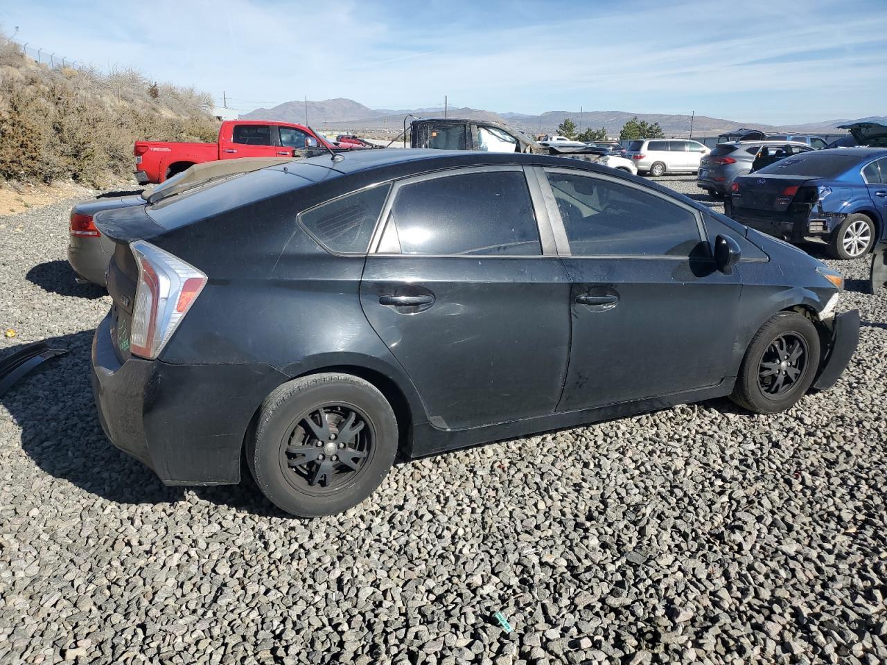 2012 Toyota Prius - Фото 3
