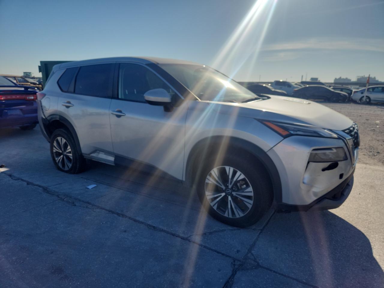 2023 Nissan Rogue Sv - Фото 4