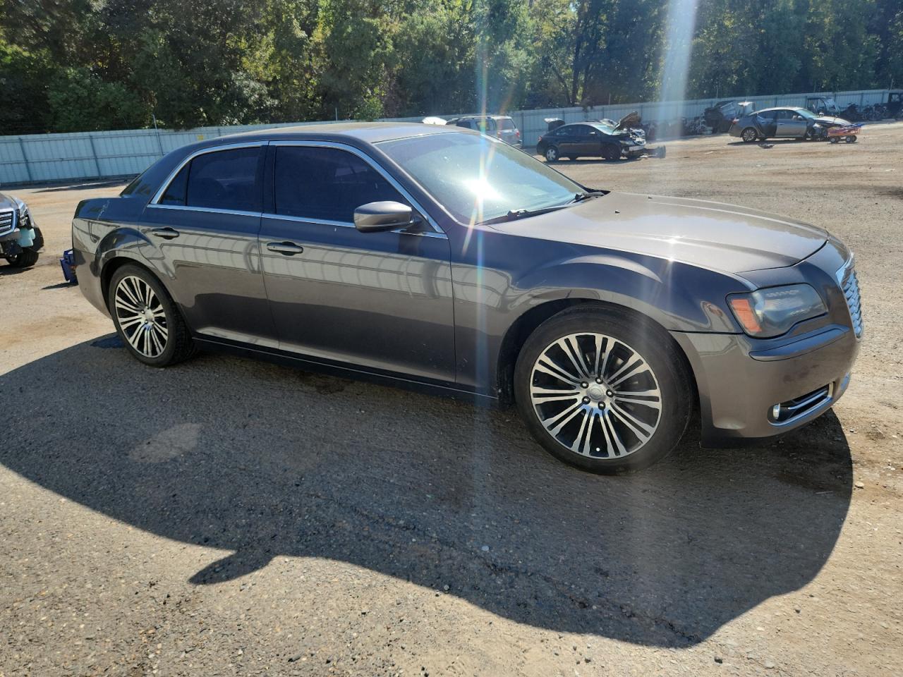 2013 Chrysler 300 S - Image 4