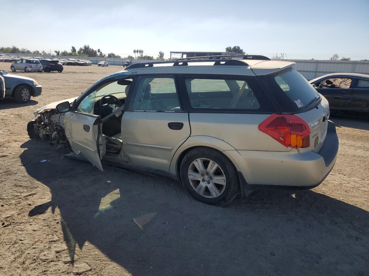 2005 Subaru Legacy Outback 2.5I - Фото 2