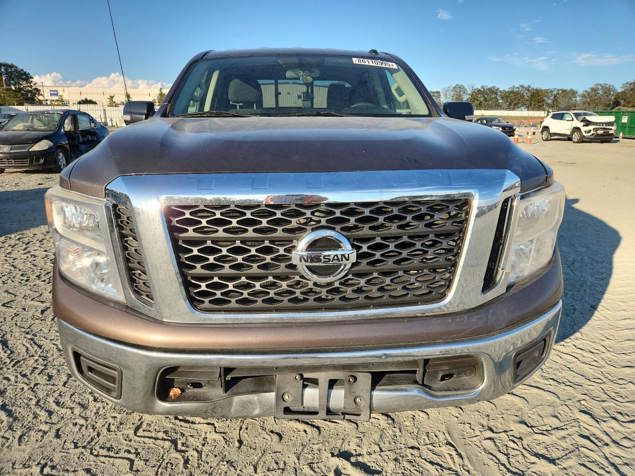 2017 Nissan Titan S - Фото 5