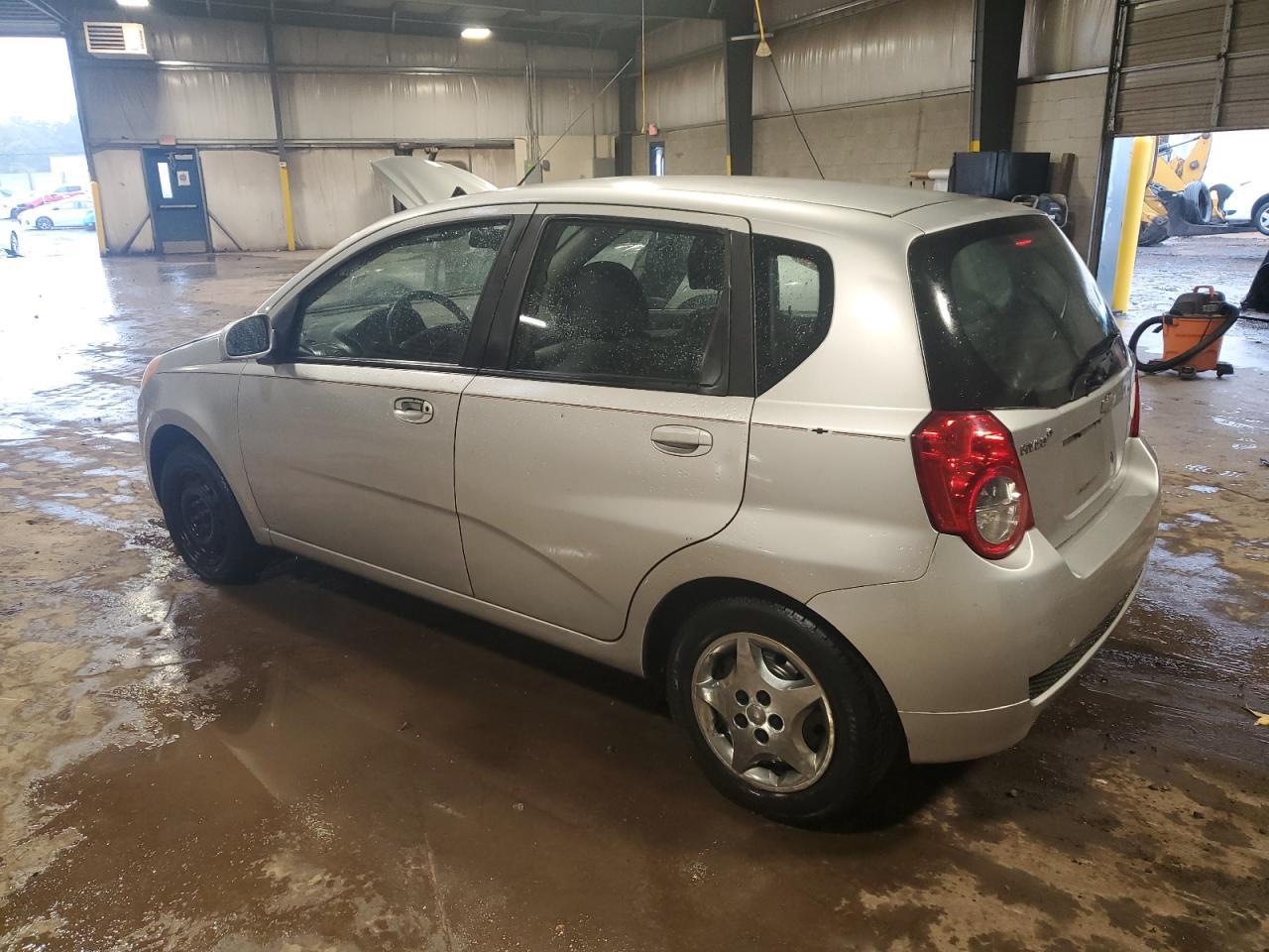 2011 Chevrolet Aveo Ls - Фото 2