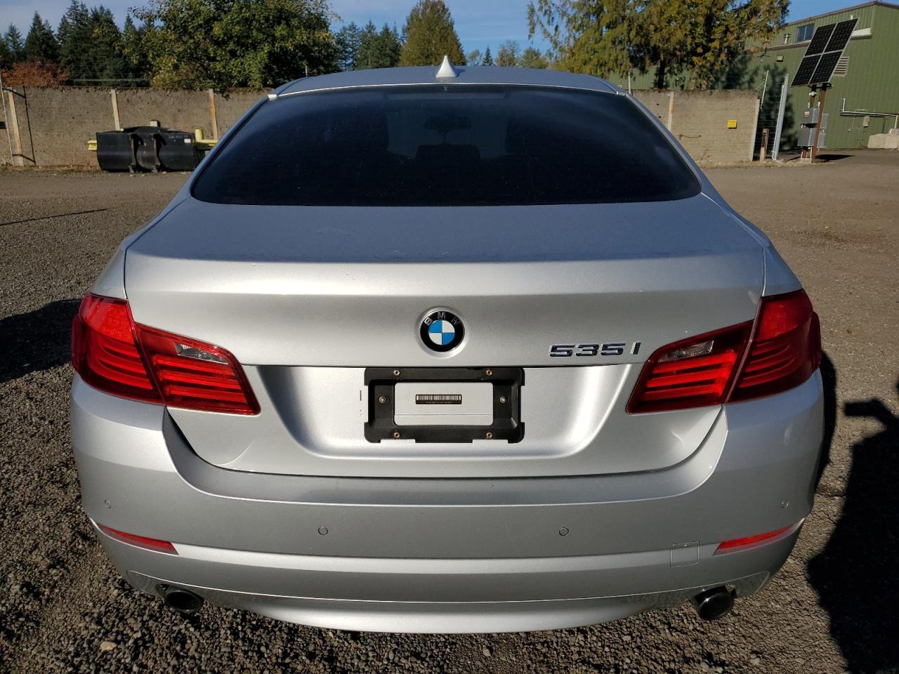 2011 BMW 535 I - Image 6