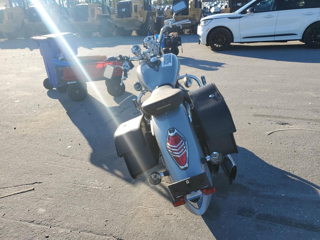 2005 Honda Vt1300 S - Фото 4