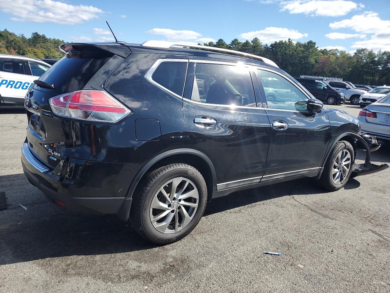 2015 Nissan Rogue S - Фото 3