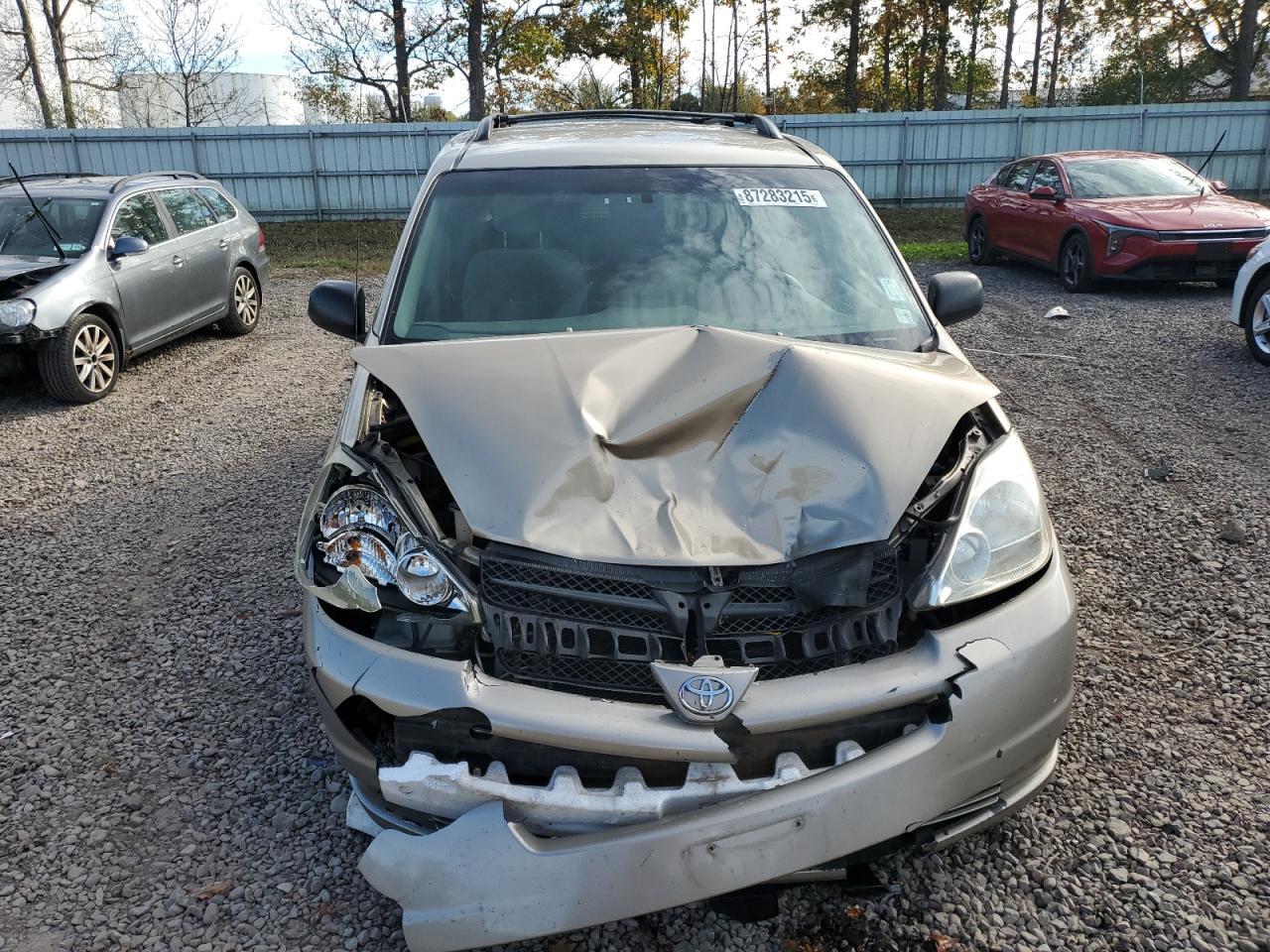 2004 Toyota Sienna Ce - Фото 5