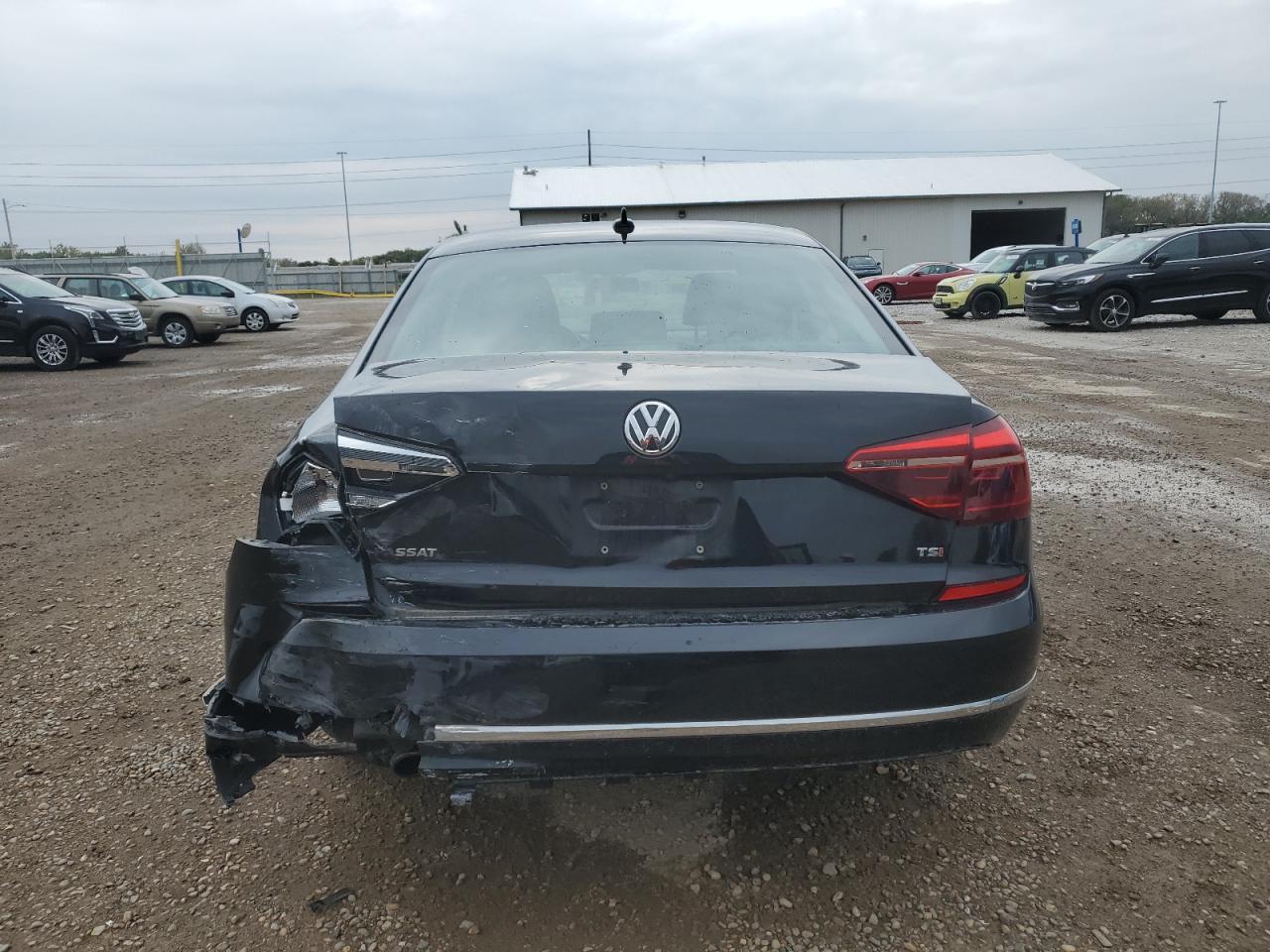 2018 Volkswagen Passat S - Фото 6