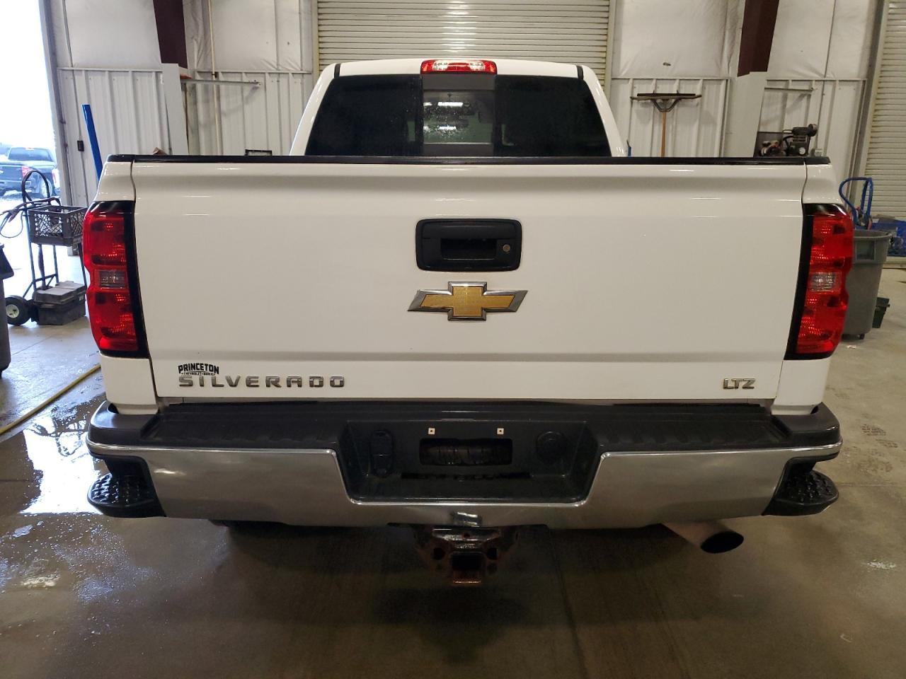 2015 Chevrolet Silverado K2500 Heavy Duty Ltz - Image 6