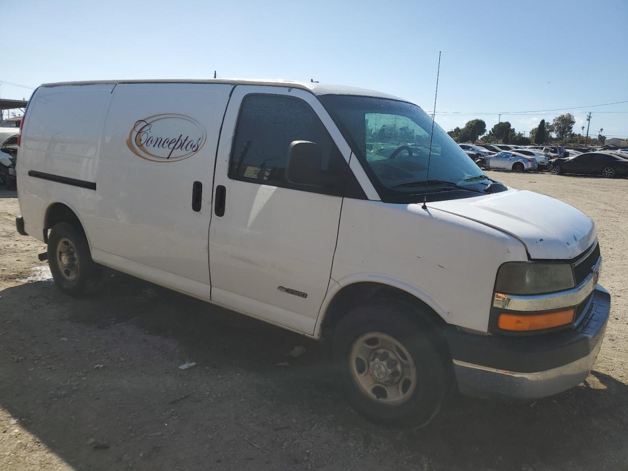 2005 Chevrolet Express 2500 Delivery Van - Фото 4