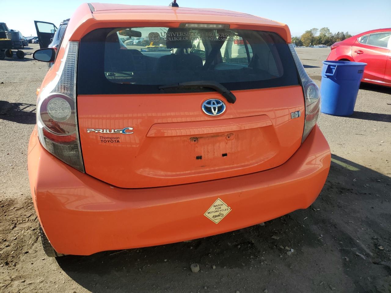 2013 Toyota Prius C - Фото 6