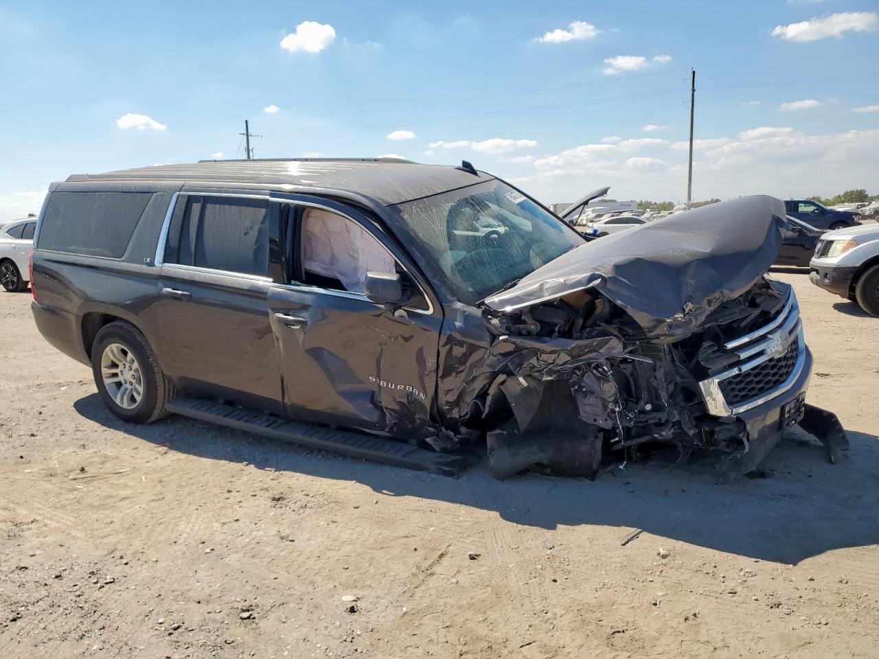 2016 Chevrolet Suburban K1500 Ls - Image 4