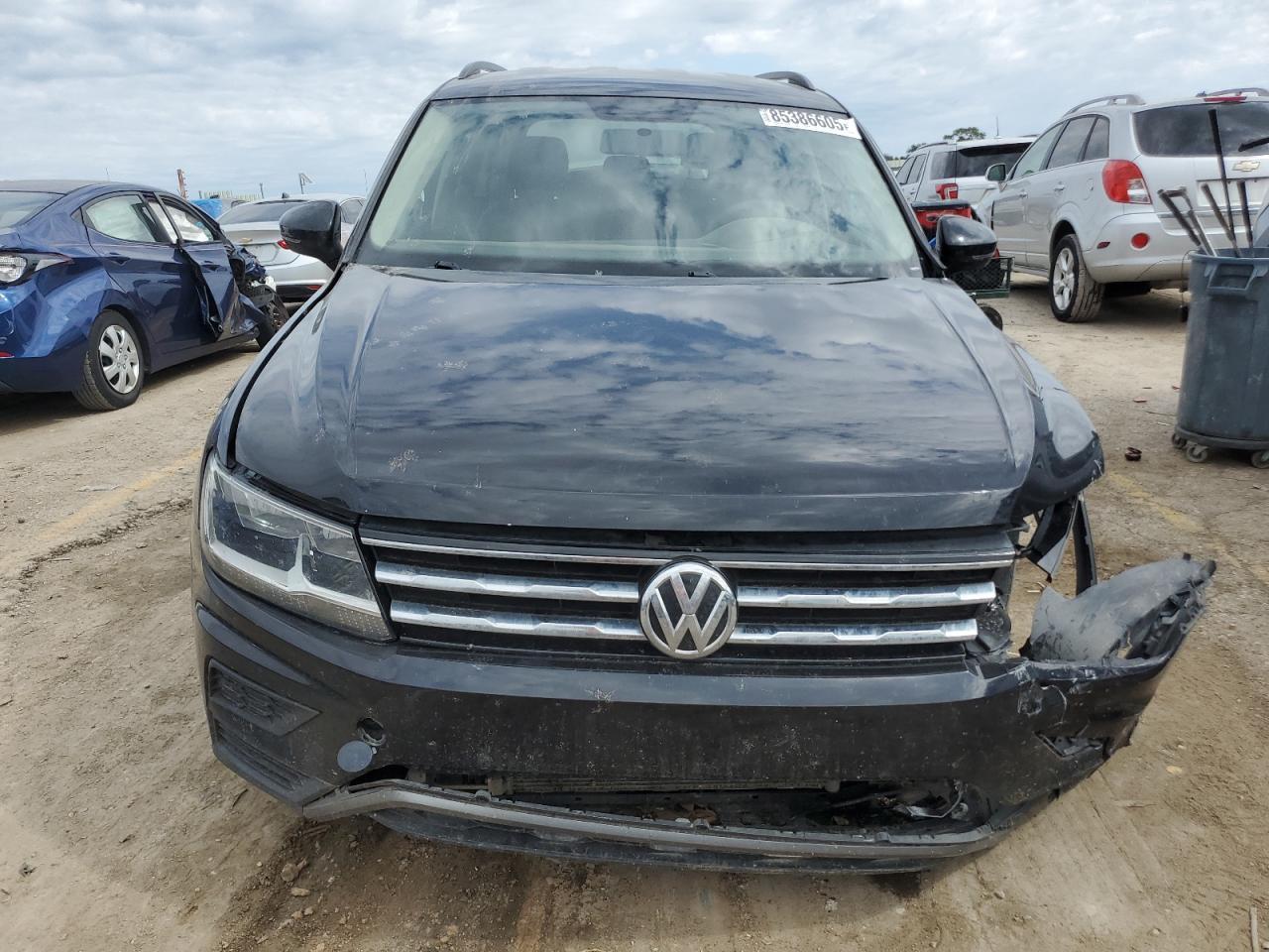 2018 Volkswagen Tiguan S - Image 5