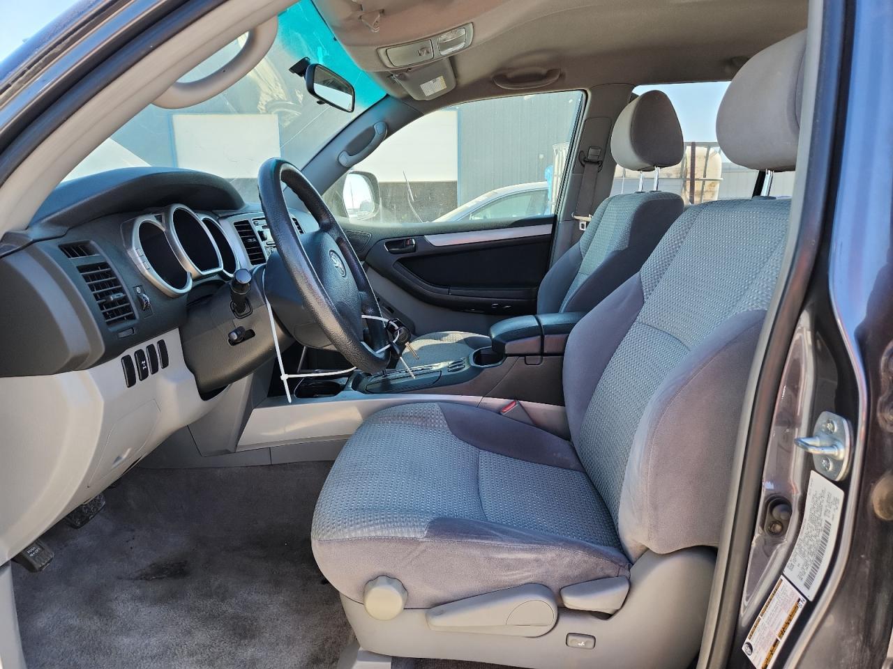 2005 Toyota 4Runner Sr5 - Image 7