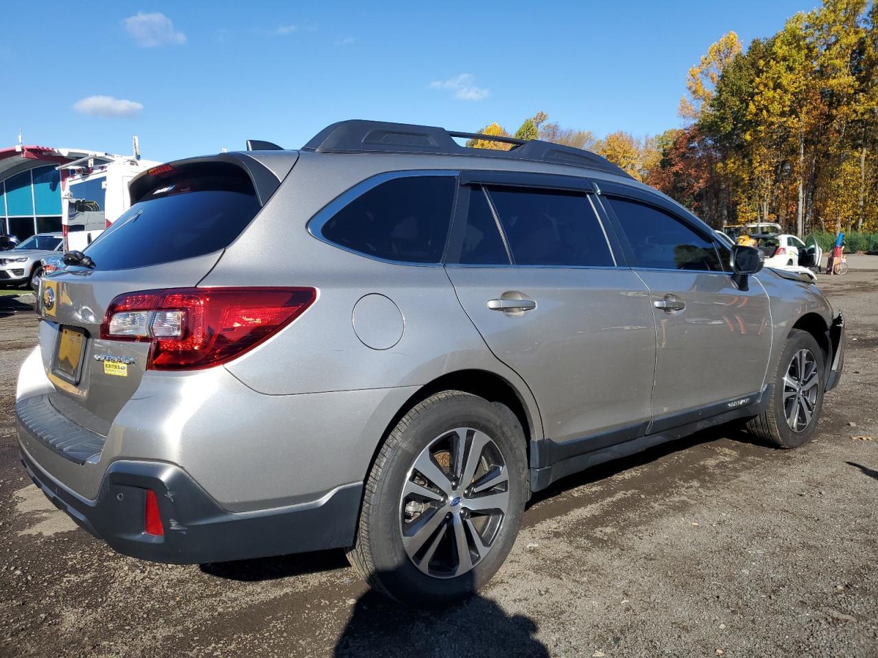 2018 Subaru Outback 2.5I Limited - Фото 3
