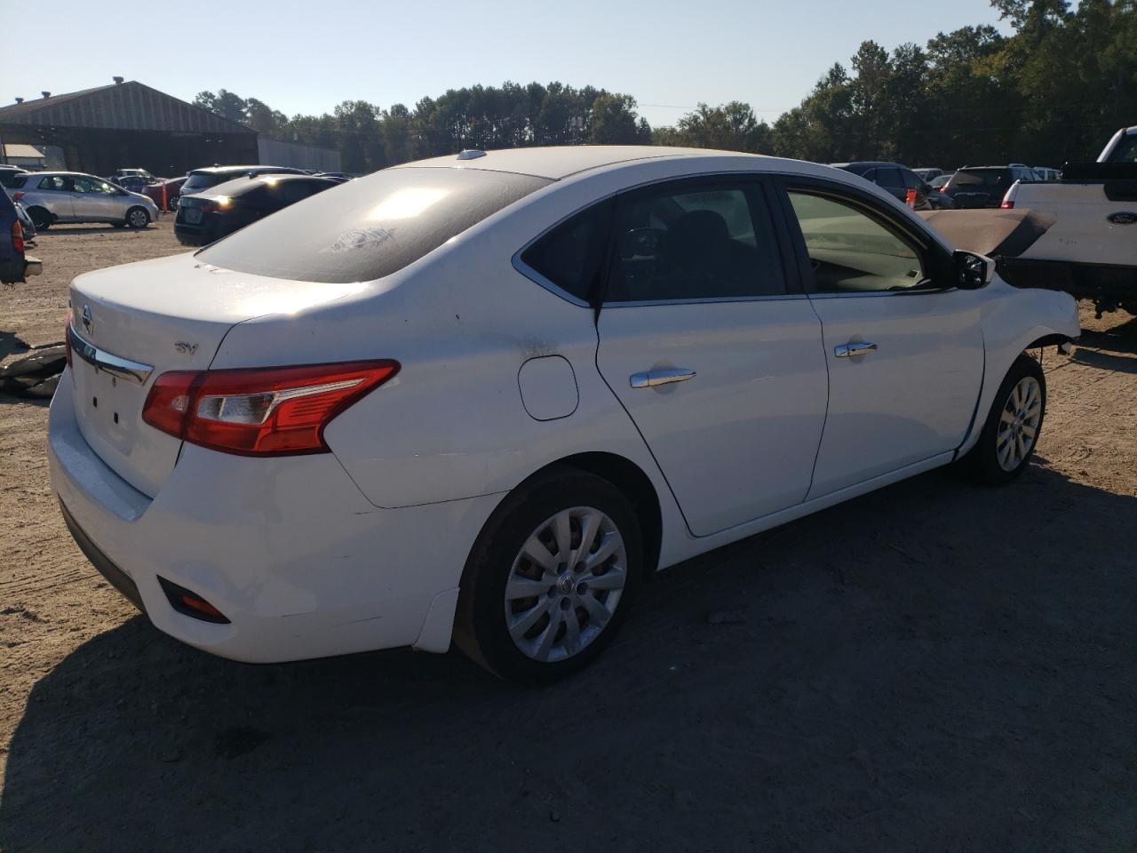 2017 Nissan Sentra S - Фото 3