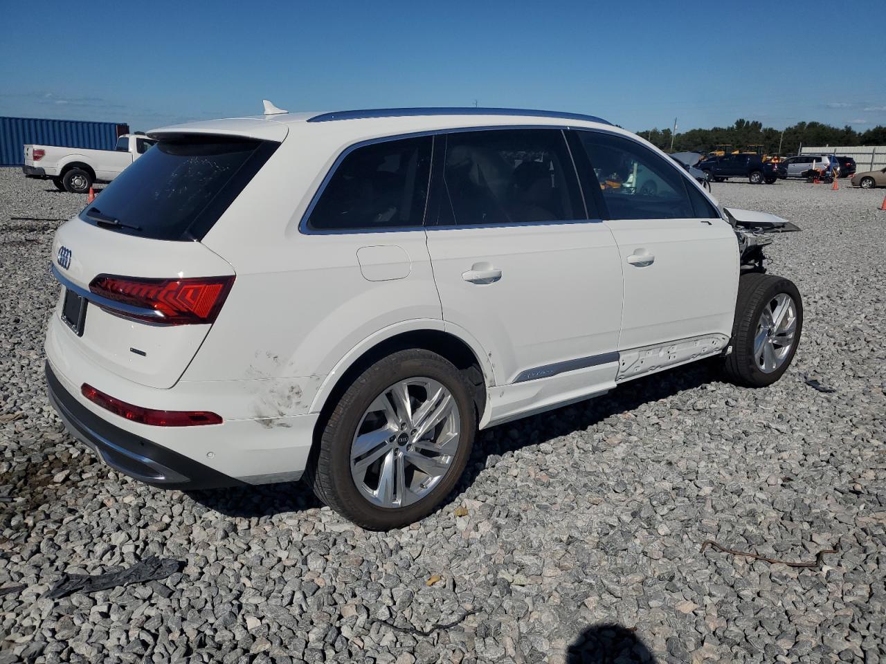 2021 Audi Q7 Premium Plus - Фото 3