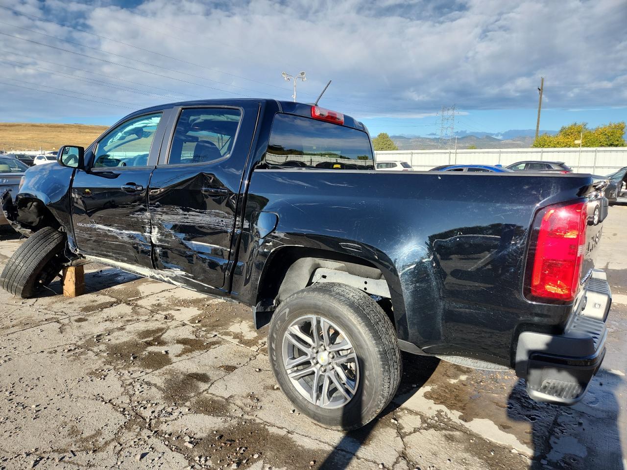 2022 Chevrolet Colorado - Фото 2