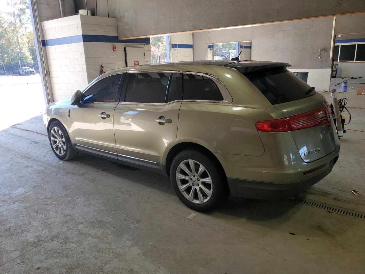 2013 Lincoln Mkt - Фото 2