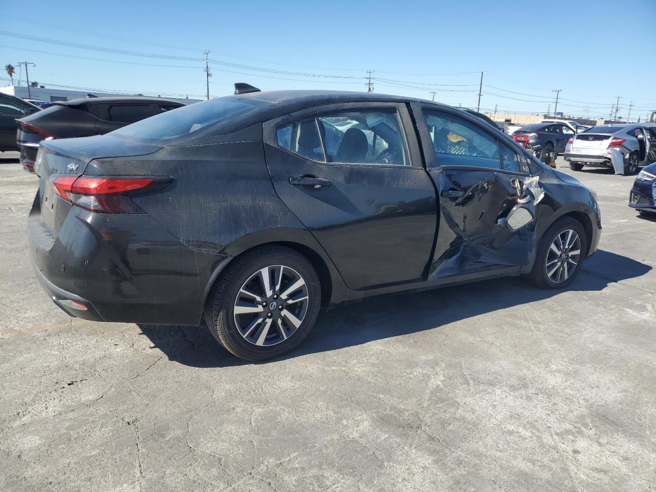 2021 Nissan Versa Sv - Фото 3