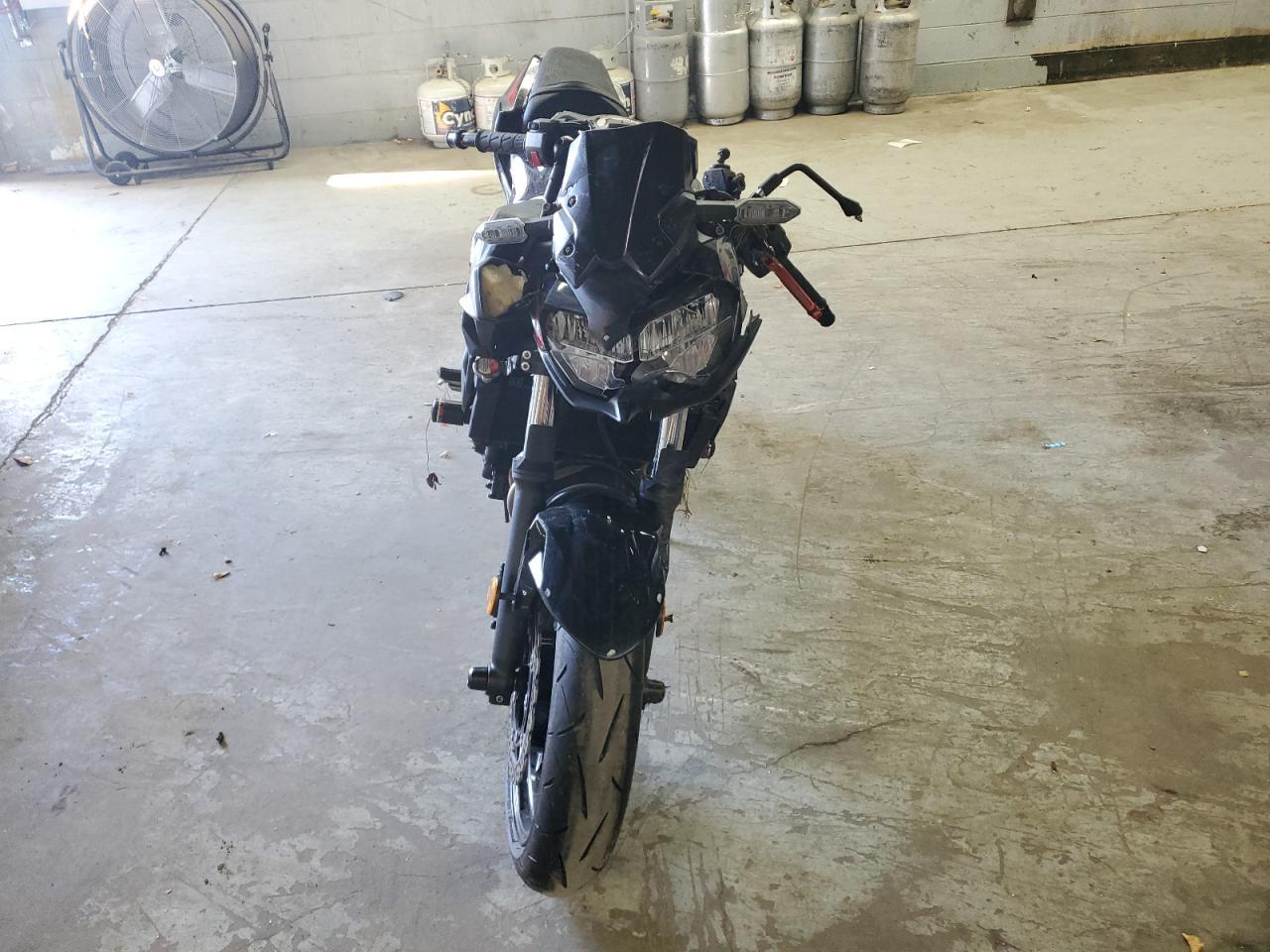 2023 Kawasaki Er650 P - Фото 2