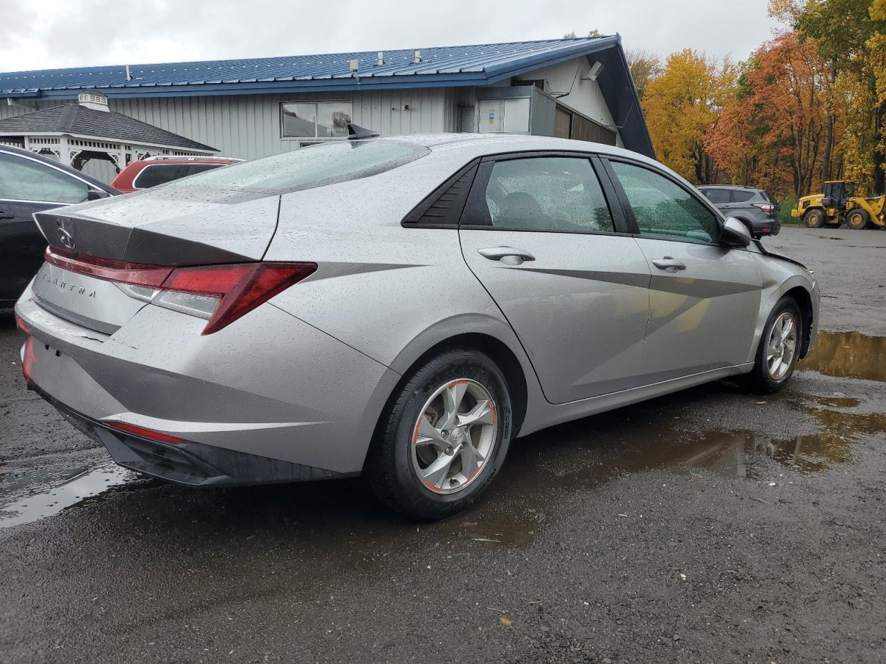 2022 Hyundai Elantra Se - Фото 3