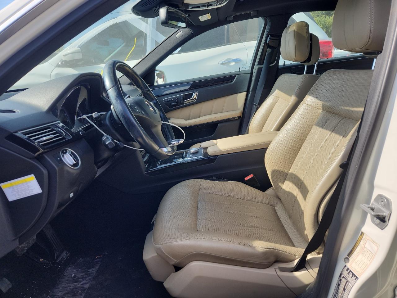 2011 Mercedes-Benz E 550 - Фото 7