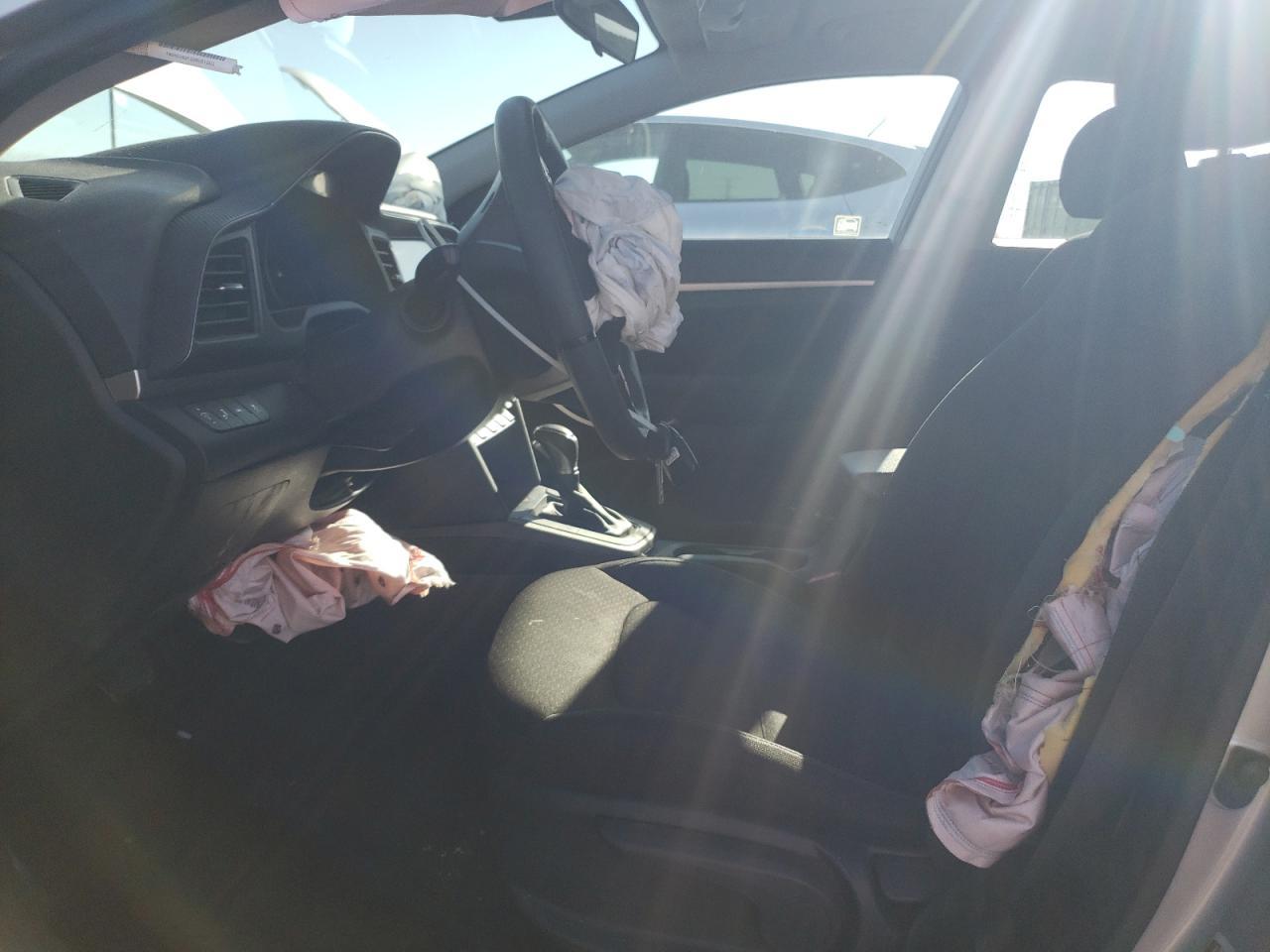 2020 Hyundai Elantra Sel - Image 7