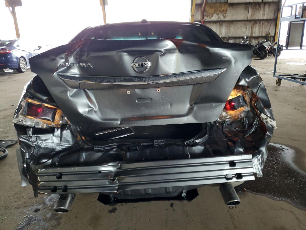 2015 Nissan Altima 2.5 - Image 6