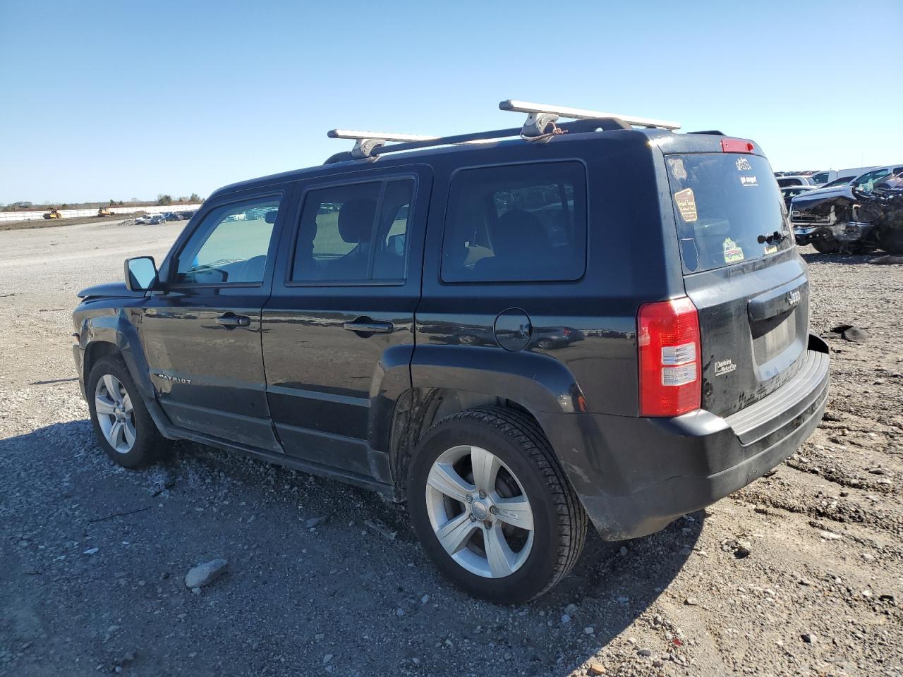 2017 Jeep Patriot Latitude - Фото 2