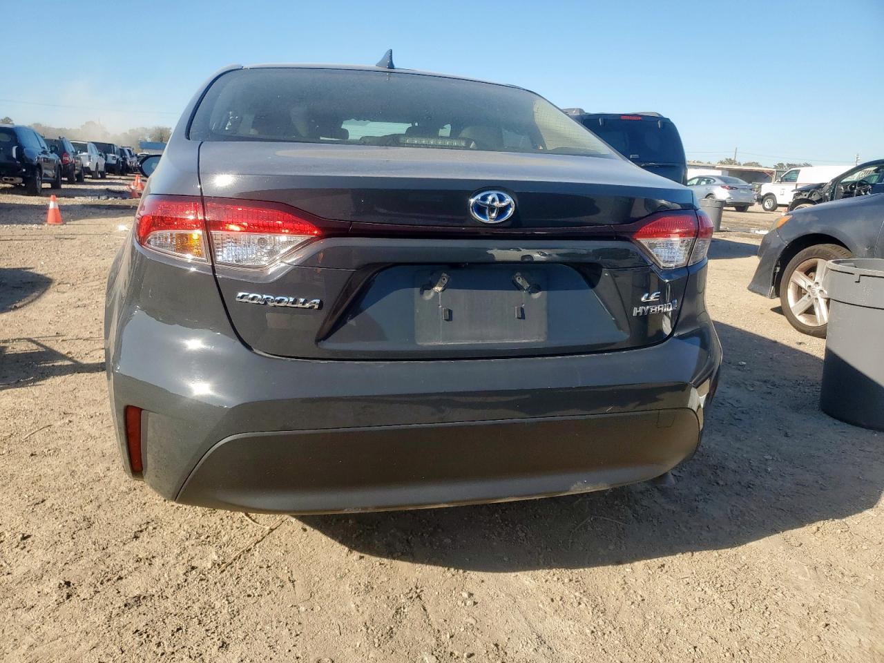 2024 Toyota Corolla Le - Фото 6