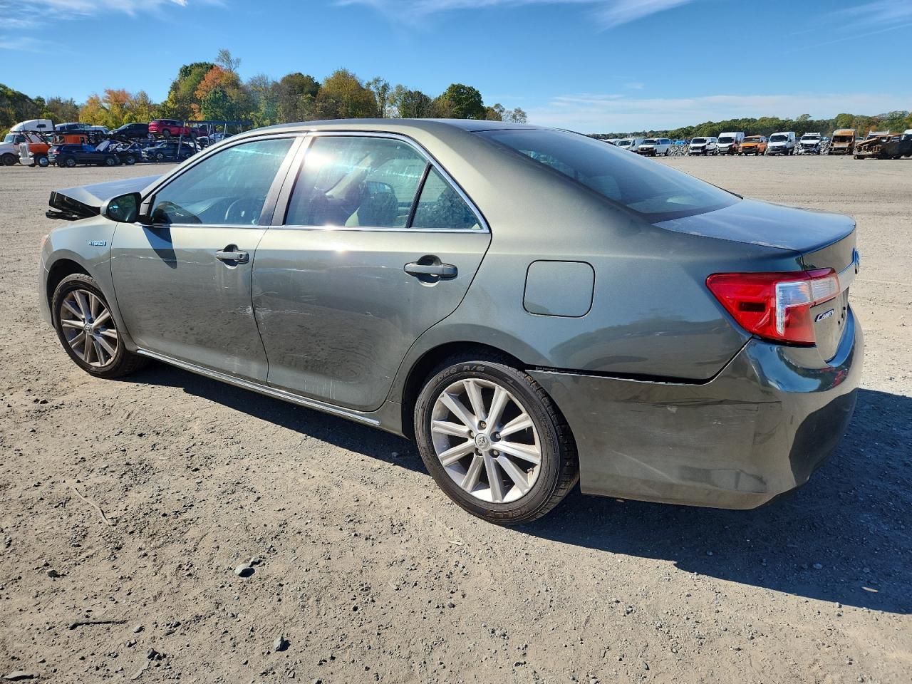 2012 Toyota Camry Hybrid - Image 2